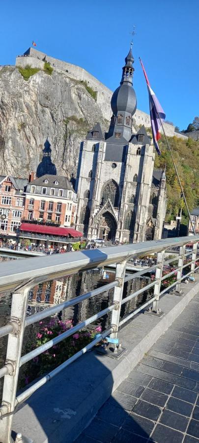 Un Studio A Louer Ds Un Endroit Calme Pres De La Ville De Dinant Zewnętrze zdjęcie